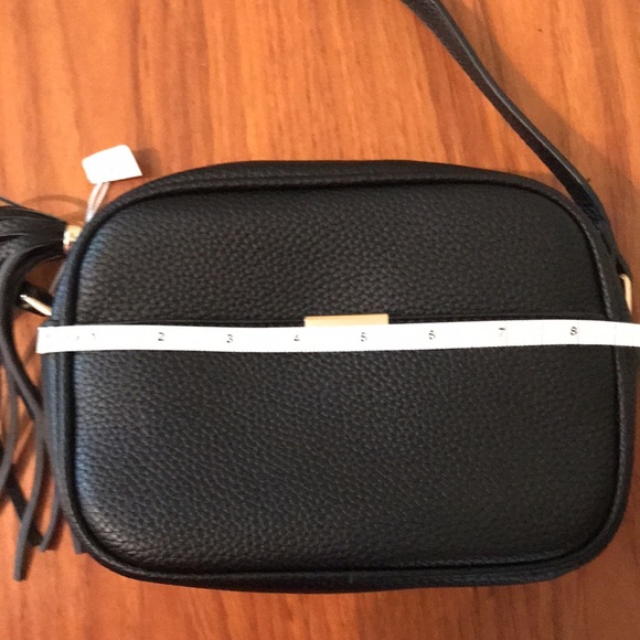 NWT crossbody purse! Elegant for everyday use!Pebbled vegan leather. - Picture 7 of 8